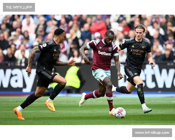 纽卡斯尔迎密集赛程挑战 客场对阵西汉姆信心十足