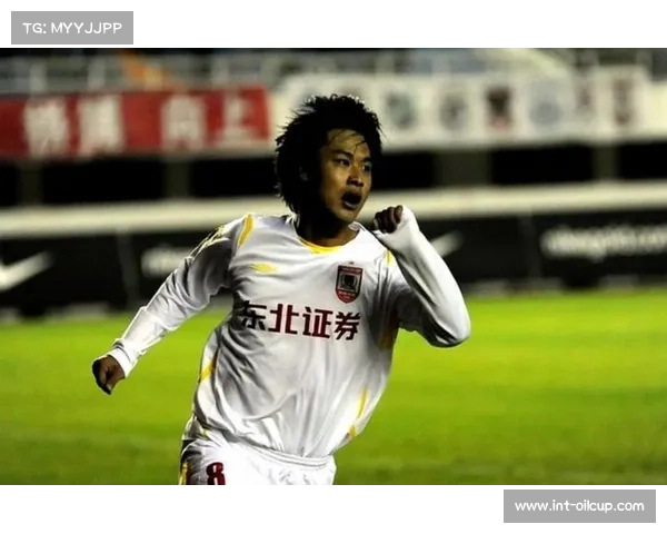 杜震宇谈亚泰降级：球员生活管理需系统化改革